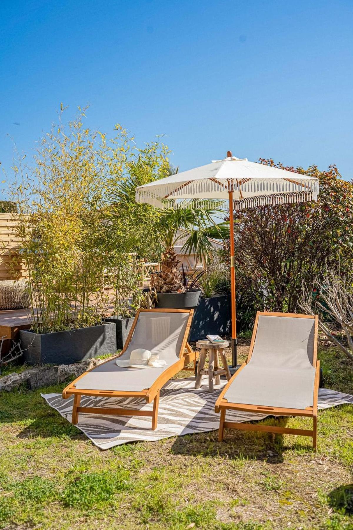 Logement Vue Mer Splendide - Situe A 50 Metres Du Bord De Mer Et 2 Minutes Des Plages - Bandolina Luaran gambar